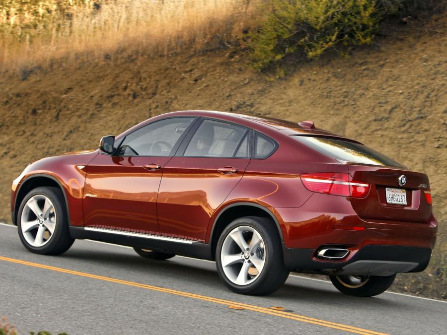  BMW X6 xDrive 5.0i 2008 года  (US) (фото 9 из 13)